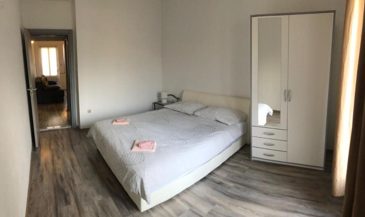 Apartment Goreta Трогир Экстерьер фото