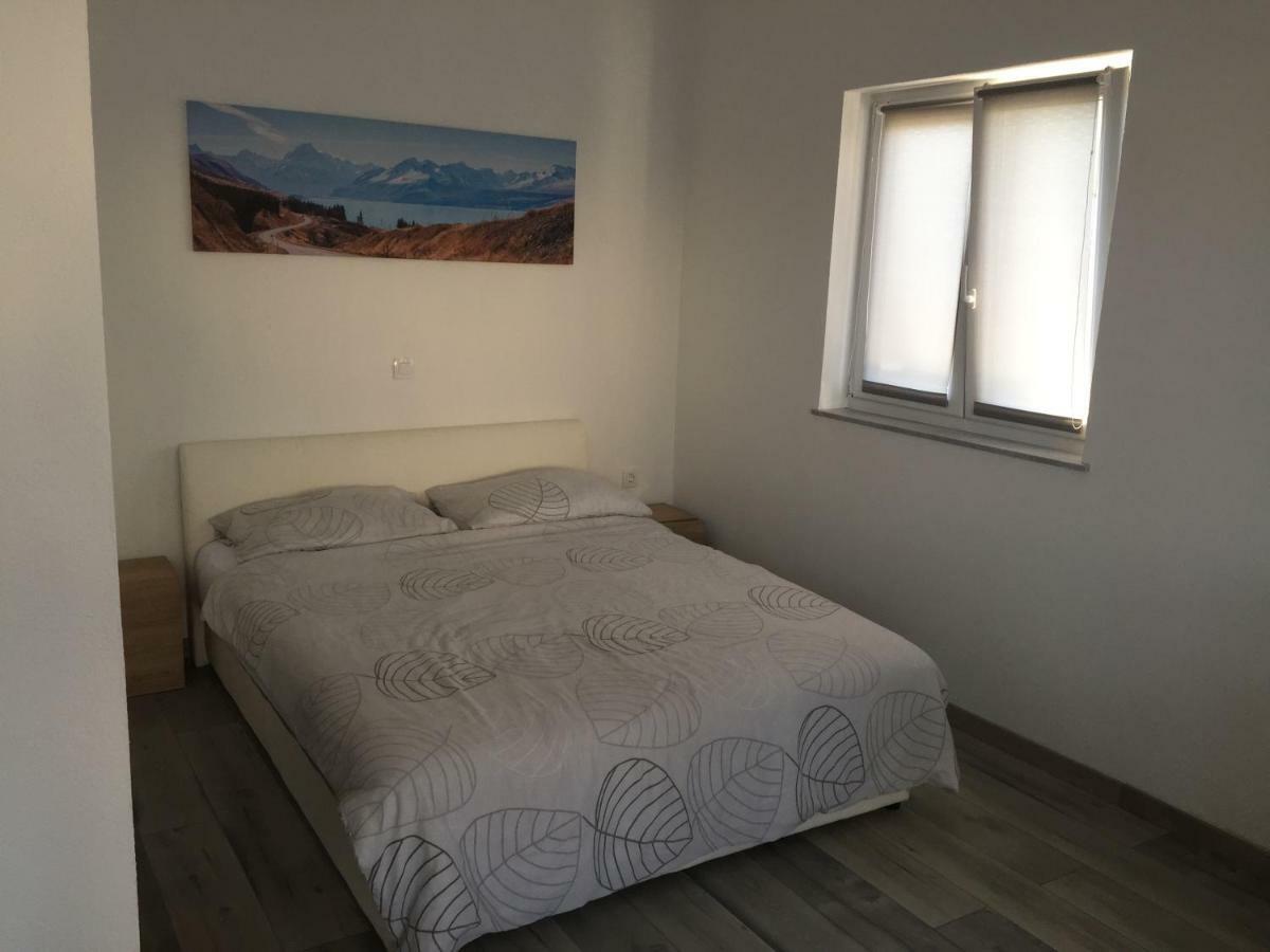 Apartment Goreta Трогир Экстерьер фото